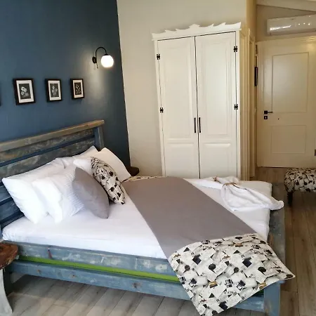 Otel Moranka *